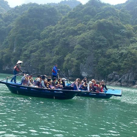 Tom'S Family Hotel Ha Long Exterior foto